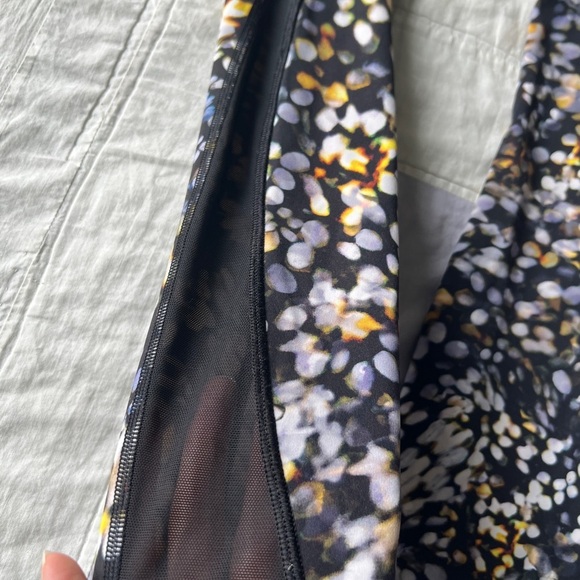 Lululemon Womens Fast and Free Tight II Patterned Leggings Metropolis Glow 6 - Picture 11 of 12